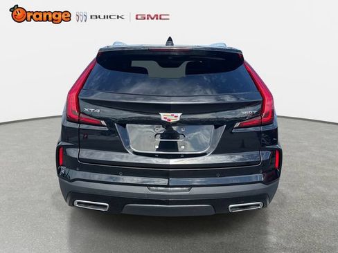 Used 2025 Cadillac XT4 Premium Luxury FWD image 4