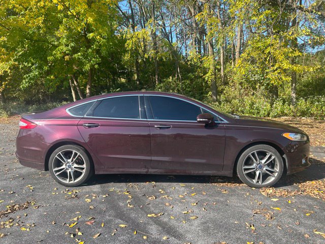 Used 2013 Ford Fusion Titanium AWD/4WD image 2