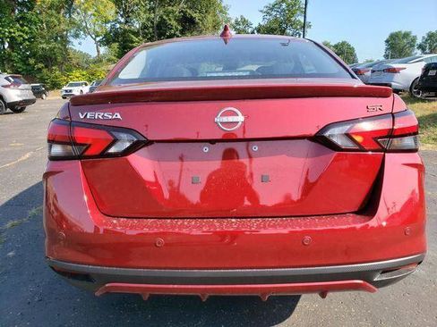 New 2025 Nissan Versa SR w/ Trunk Package FWD image 10