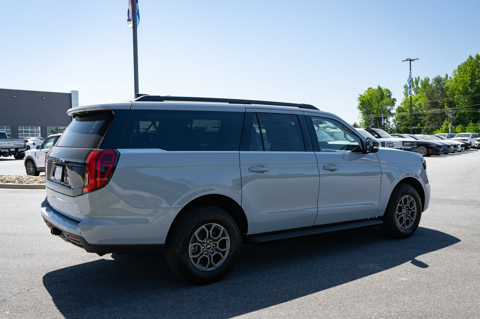 New 2026 Ford Expedition Max Active AWD/4WD image 10