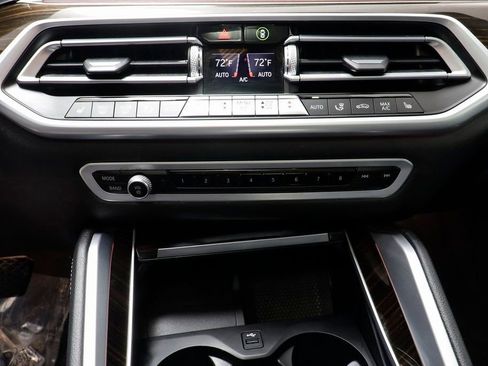 Used 2021 BMW X6 xDrive40i w/ Premium Package image 13