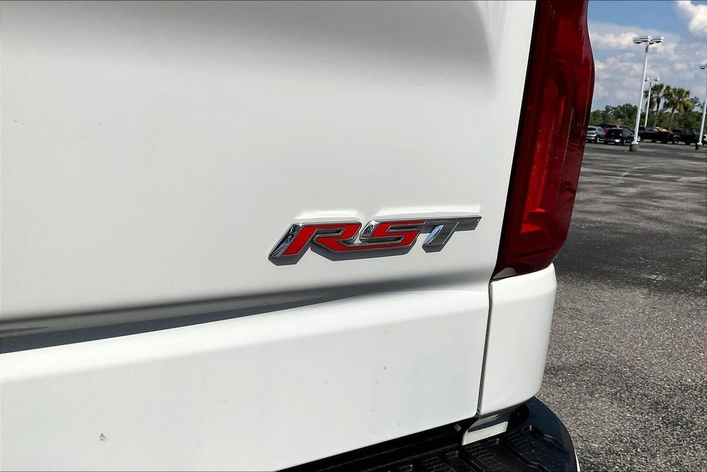 Used 2024 Chevrolet Silverado 1500 RST RWD image 28