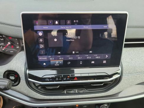 Used 2024 Jeep Compass Latitude image 20