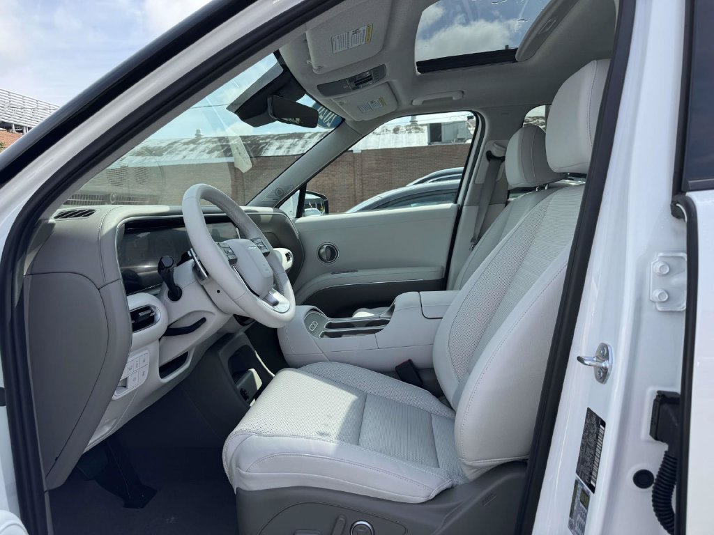 Used 2026 Hyundai Palisade Limited AWD/4WD image 18