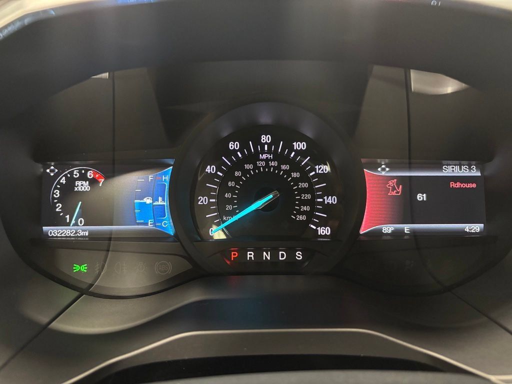 Used 2018 Ford Edge Titanium w/ Equipment Group 301A AWD/4WD image 23