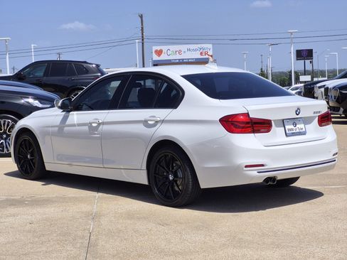 Used 2016 BMW 328i Sedan RWD image 4