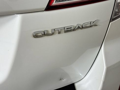 Used 2014 Subaru Outback 2.5i Limited w/ Moonroof Package AWD/4WD image 28