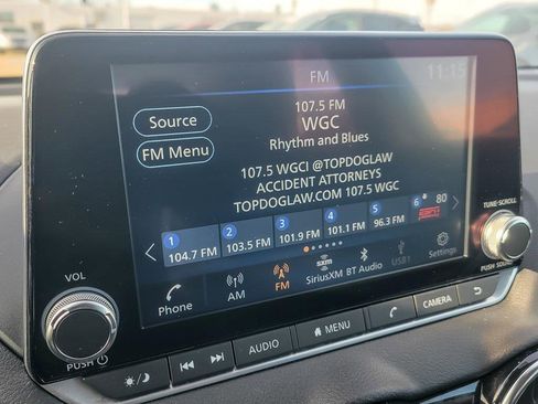 Used 2025 Nissan Sentra SV image 11