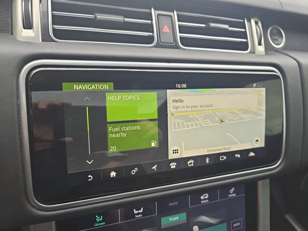 Used 2020 Land Rover Range Rover HSE AWD/4WD image 25