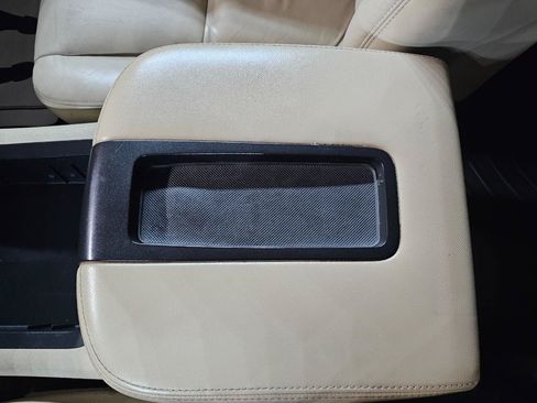 Used 2011 Chevrolet Tahoe LT w/ Luxury Package RWD image 49