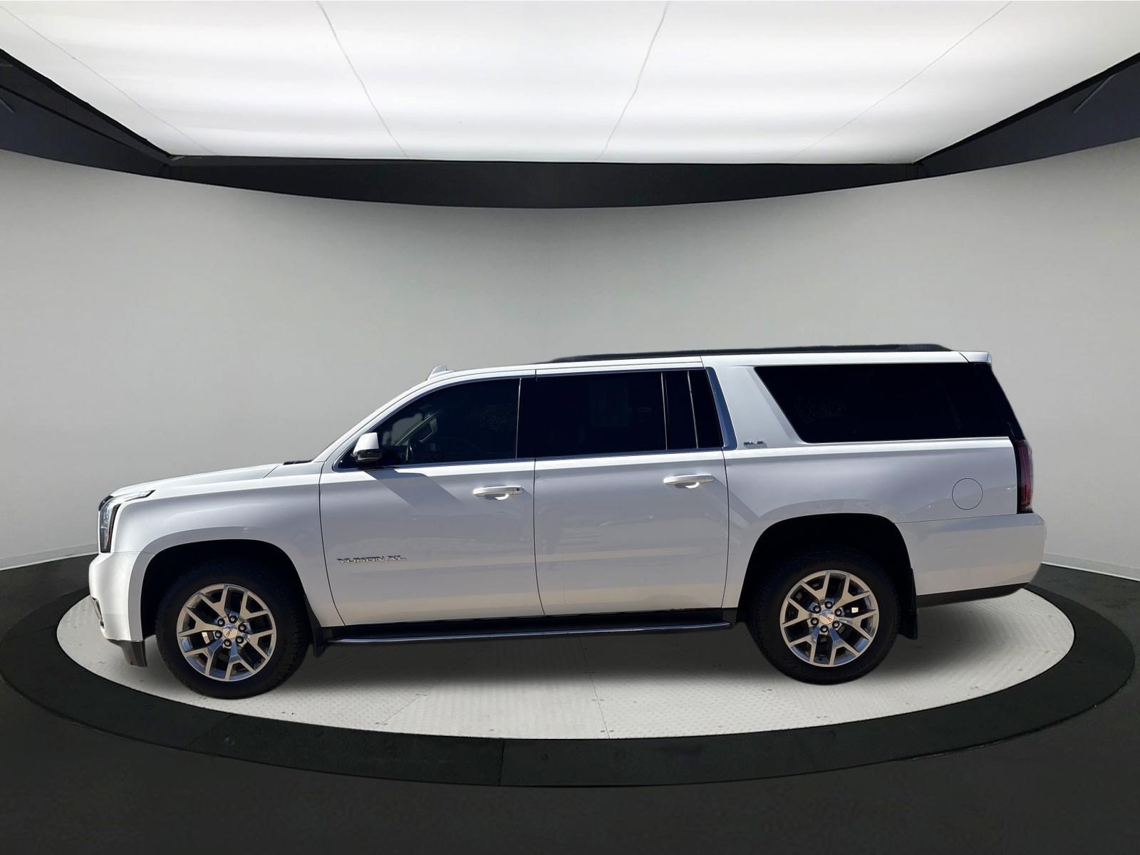 Used 2017 GMC Yukon XL SLE AWD/4WD image 4