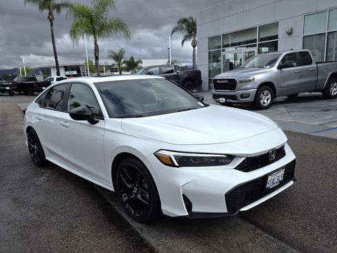 Used 2025 Honda Civic Sport image 6