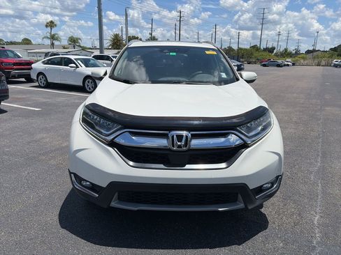 Used 2018 Honda CR-V Touring image 2