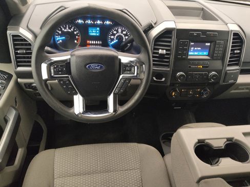 Used 2017 Ford F150 XLT image 22