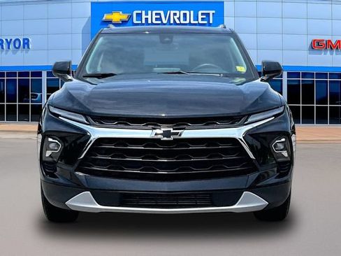 Used 2024 Chevrolet Blazer LT w/ Convenience Package FWD image 2