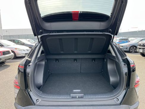 Used 2025 Hyundai Kona SEL image 31