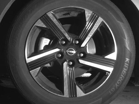 Used 2025 Nissan Sentra SV FWD image 12