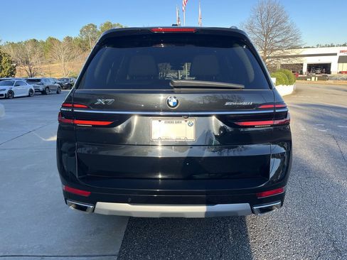 Certified 2024 BMW X7 xDrive40i image 12