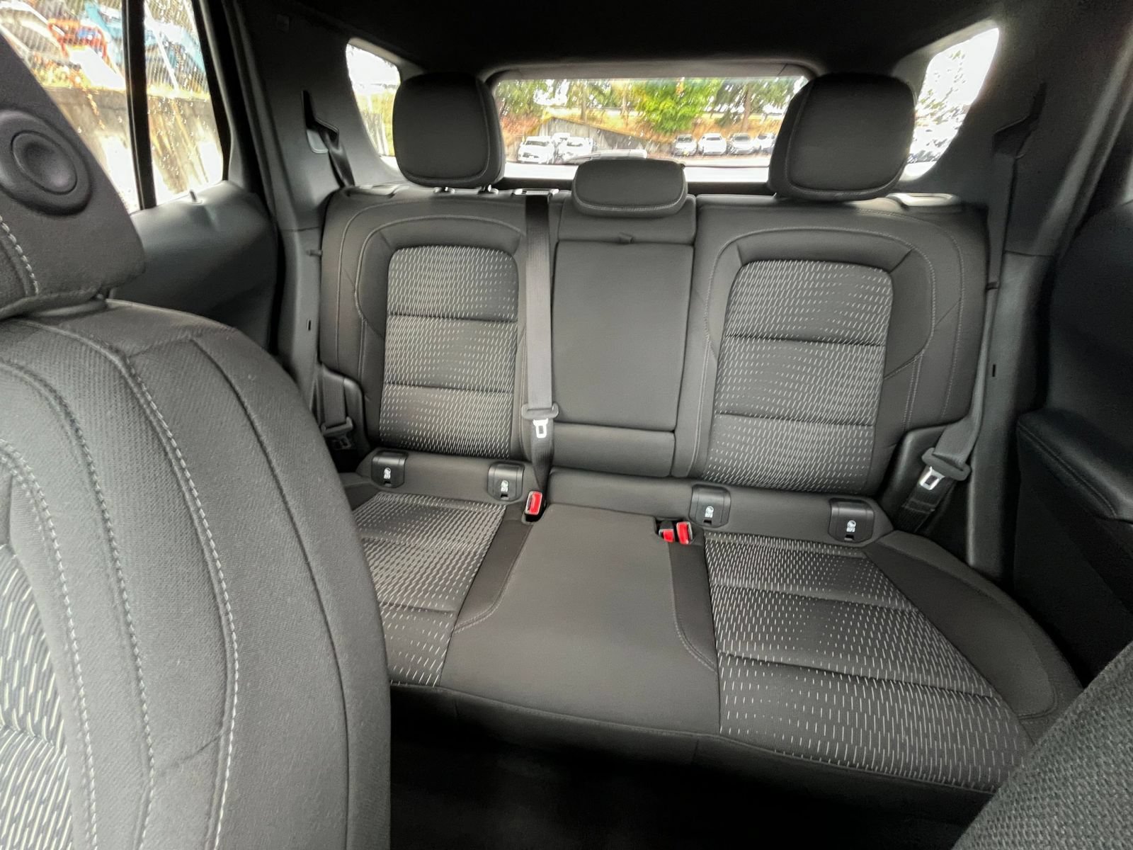 Used 2025 Chevrolet Equinox LT FWD image 39