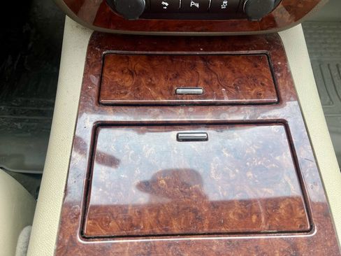 Used 2012 Chevrolet Tahoe LTZ image 14