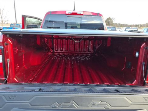 Used 2025 GMC Canyon Elevation w/ Convenience Package image 15