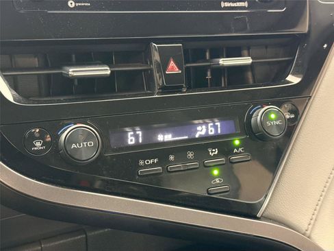 Used 2023 Toyota Camry SE FWD image 21