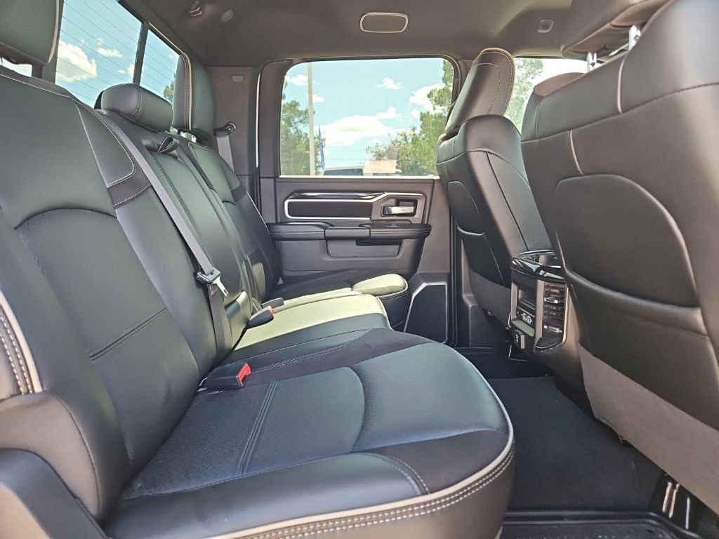 Used 2022 RAM 3500 Laramie AWD/4WD image 26