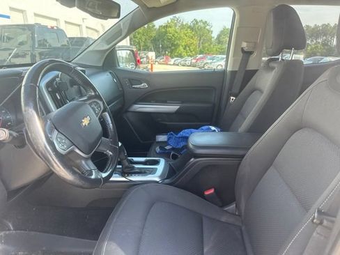 Used 2017 Chevrolet Colorado LT w/ LT Convenience Package RWD image 29