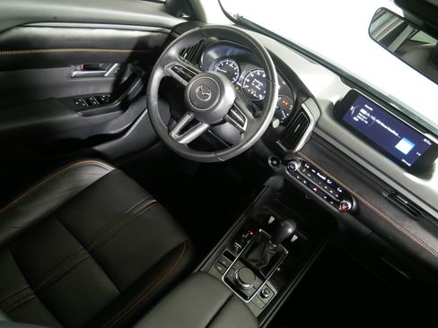 Used 2025 MAZDA CX-50 AWD 2.5 S w/ Premium Plus Pkg image 9