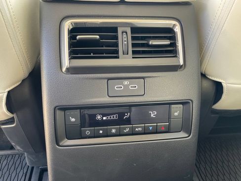 Used 2024 MAZDA CX-90 Plug-In Hybrid w/ Premium Plus AWD/4WD image 22