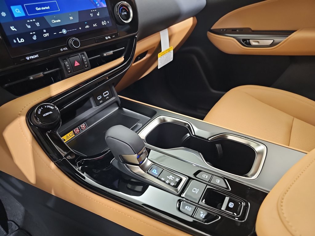 New 2026 Lexus NX 350 AWD w/ Cold Area Package image 24