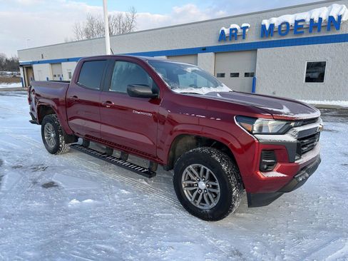 Used 2023 Chevrolet Colorado LT w/ LT Convenience Package II image 12