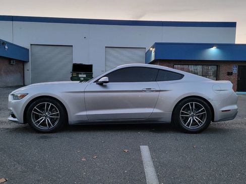 Used 2016 Ford Mustang Premium RWD image 2