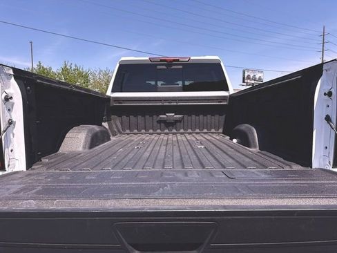 Used 2025 Chevrolet Silverado 2500 LTZ w/ LTZ Plus Package AWD/4WD image 27