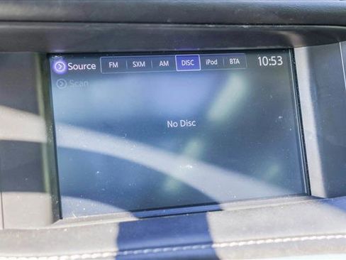 Used 2019 INFINITI QX30 Premium w/ Navigation Package image 18