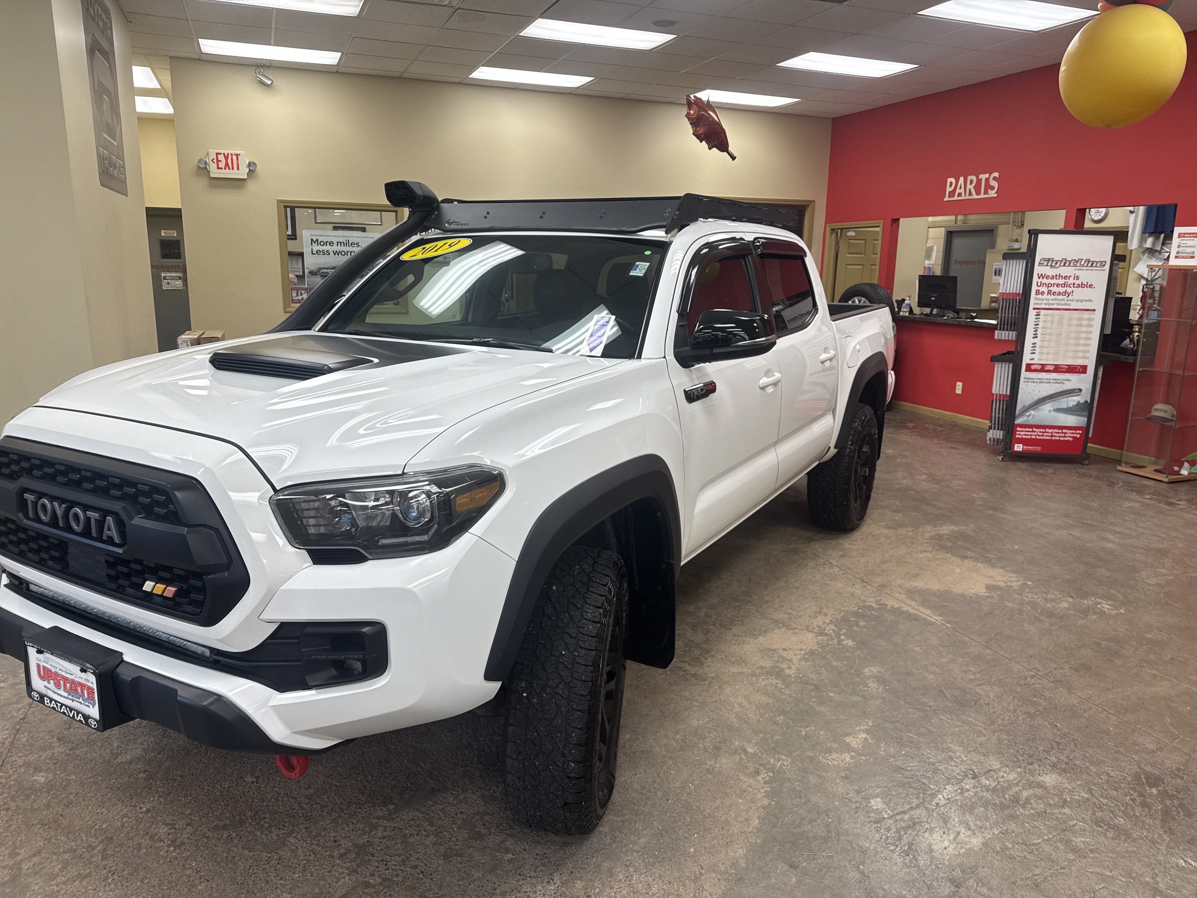 Used 2019 Toyota Tacoma TRD Pro AWD/4WD image 3