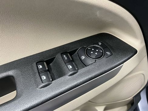 Used 2021 Ford EcoSport S image 16