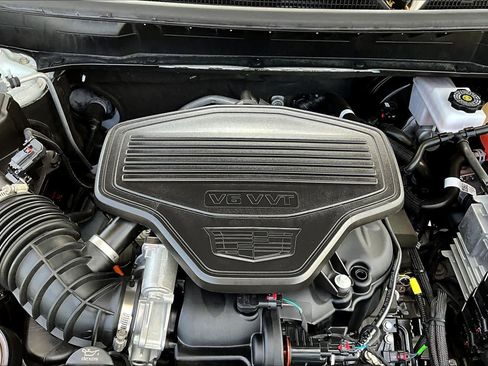 Used 2024 Cadillac XT5 Premium Luxury image 33