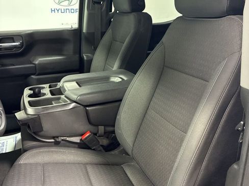 Used 2023 Chevrolet Silverado 1500 Custom image 9