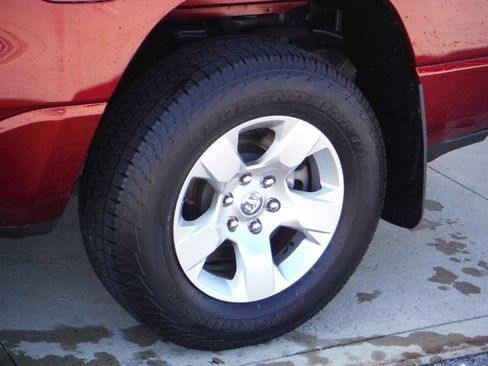 Used 2023 RAM 1500 Big Horn AWD/4WD image 10