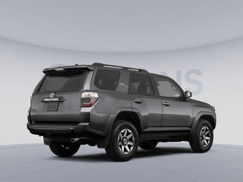 Used 2024 Toyota 4Runner TRD Off-Road image 4
