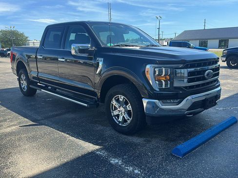 Used 2023 Ford F150 Lariat w/ Trailer Tow Package AWD/4WD image 9