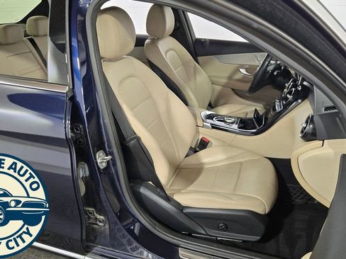 Used 2018 Mercedes-Benz C 300 4MATIC Sedan w/ Premium Package image 36