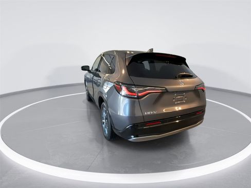 Used 2025 Honda HR-V EX-L image 6