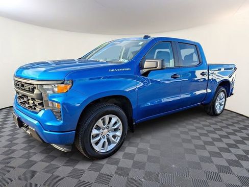 Certified 2023 Chevrolet Silverado 1500 Custom AWD/4WD image 3
