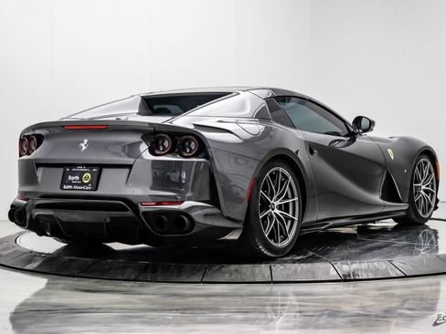 Used 2023 Ferrari 812 GTS RWD image 22