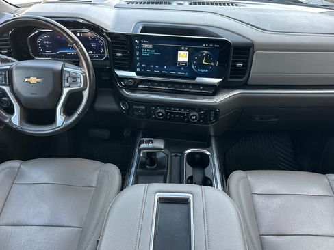 Used 2022 Chevrolet Silverado 1500 LTZ w/ LTZ Premium Package image 4