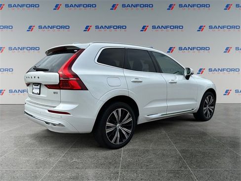Used 2022 Volvo XC60 B5 Inscription w/ Protection Package Premier image 5