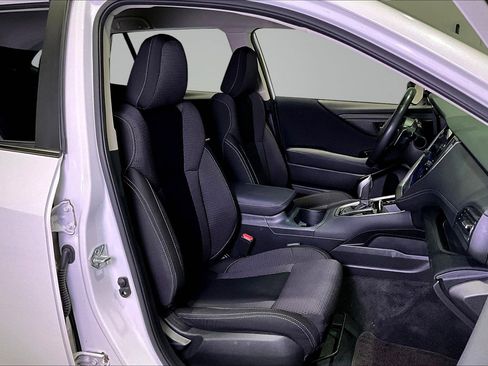 Used 2022 Subaru Outback Premium image 27