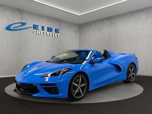 Used 2023 Chevrolet Corvette Stingray Premium Conv w/ Z51 Performance Package RWD image 10